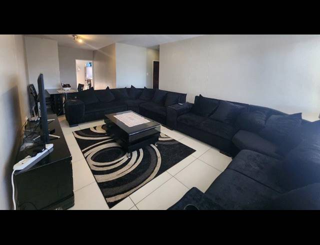 3 BEDROOM APARTMENT RENTED IN HUMEWOOD